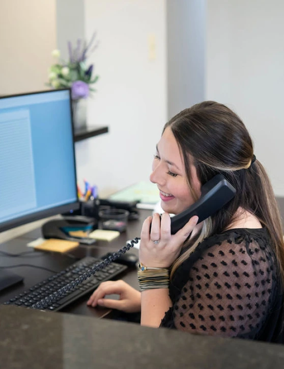 Amber talking on the phone